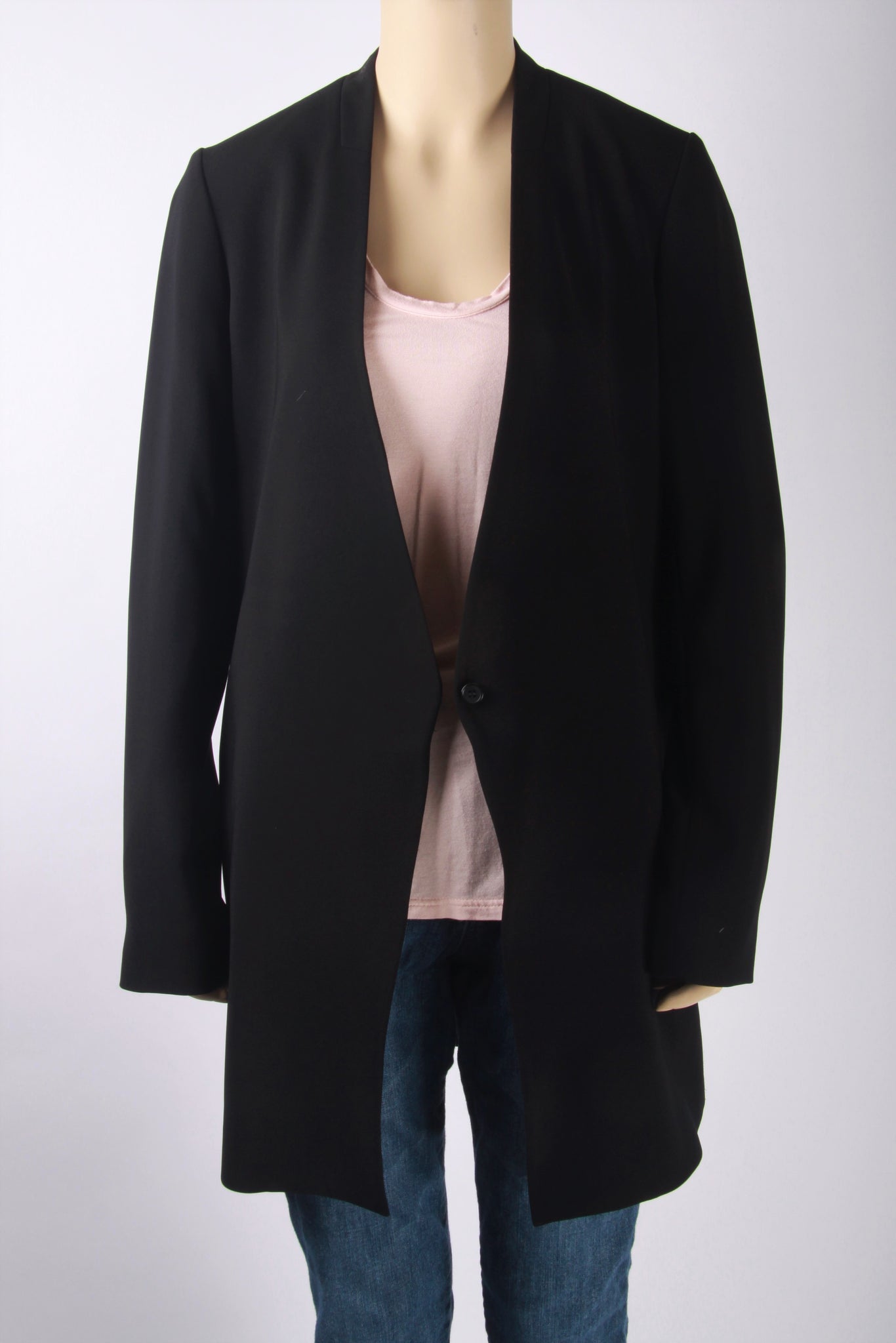 Theory Winola Black Admiral Crepe Open Blazer-Size 2 Second Bite Theory Winola Black Admiral Crepe Open Blazer-Size 2 Second Bite